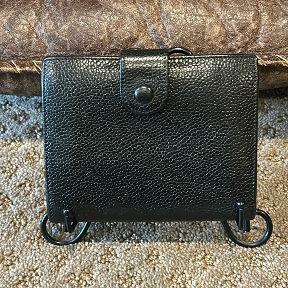 Chanel Authenticated Classic Interlocking CC Kisslock Caviar Leather Wallet - Picture 2 of 13